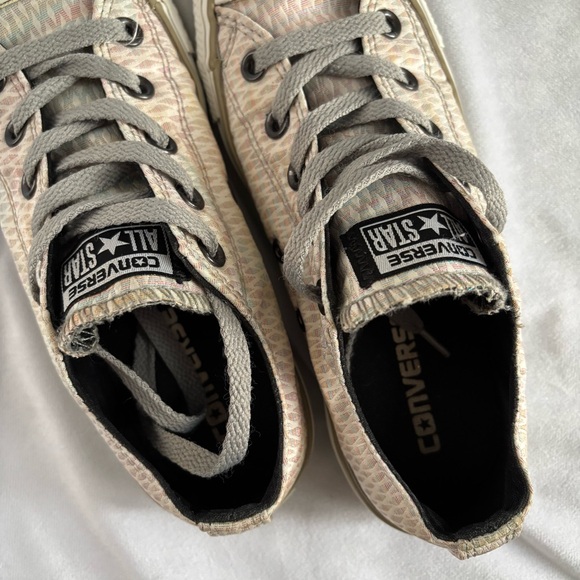 Converse Low Top Shoes Sneakers Rainbow Diamond Shimmer Size 6 - Picture 14 of 15